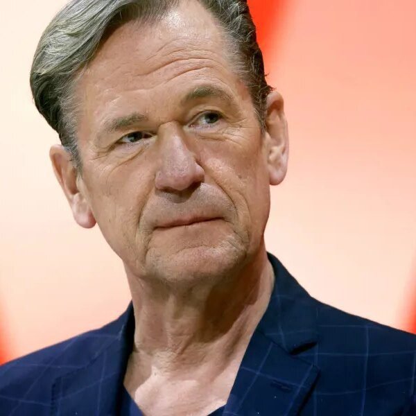 Axel Springer strikes $766 million deal to purchase the Telegraph with aim&hellip;