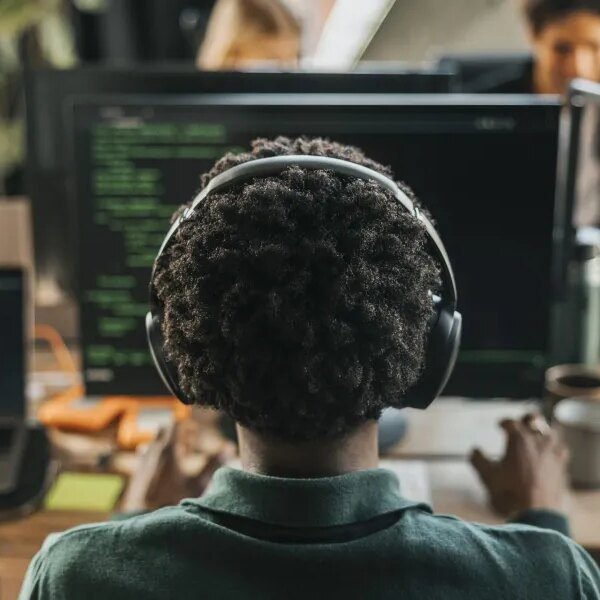 An OpenAI cofounder ‘vibe coded’ an evaluation of the U.S. labor market’s…