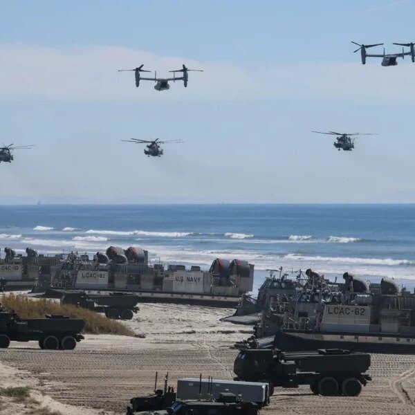 As Trump eyes Hormuz battle, he may give Iran a ‘style of…