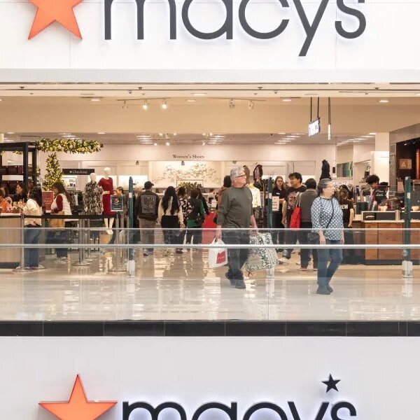 Macy’s simply launched an AI-powered purchasing assistant. Customers who use it spend&hellip;
