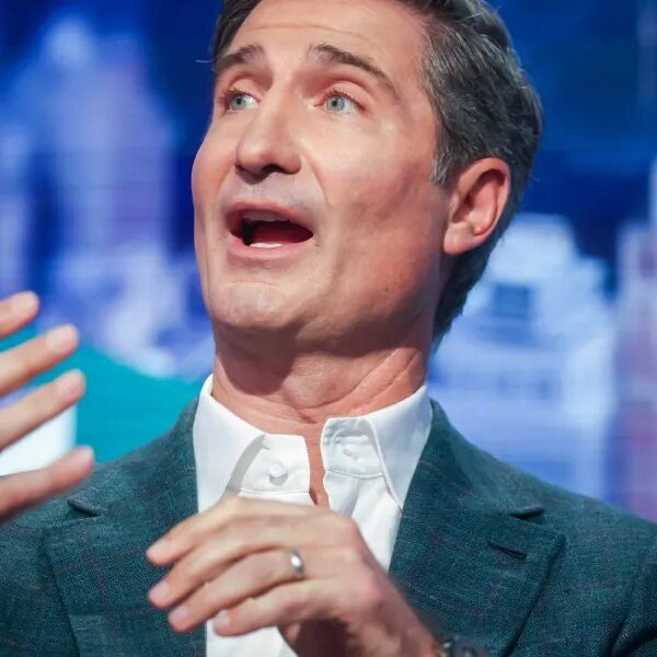 Starbucks CEO Brian Niccol admits the chain ‘ran like a producing facility’