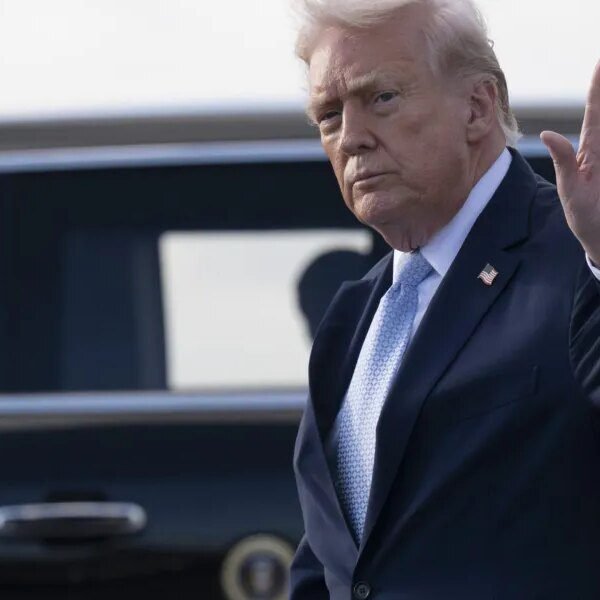 Trump says U.S. considers ‘winding down’ Iran army effort