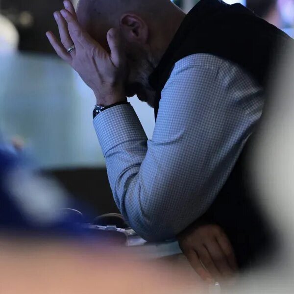 Mag 7 beckons to dip-buyers. But nobody is leaping in despite the&hellip;