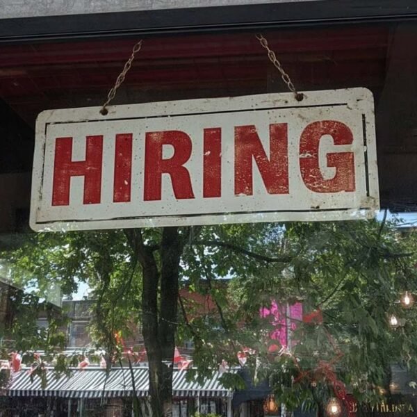 Canada’s payroll employment bounces again in January however the particulars are combined