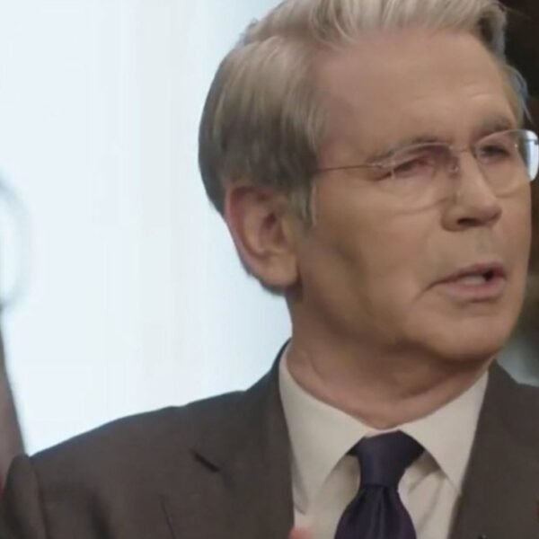 More from Bessent, says we all know Iran has not mined the&hellip;