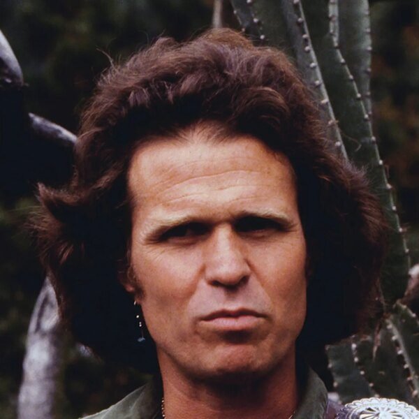 Country Joe McDonald Dead at 84