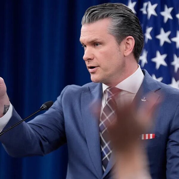 Federal decide strikes down Pentagon press credential restrictions: Howard Kurtz