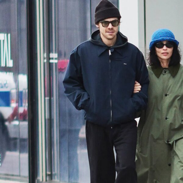 Harry Styles and Zoe Kravitz Still Going Strong as New Album Tops&hellip;