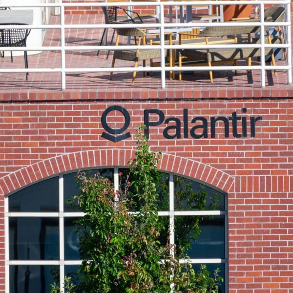 From Hold To Buy: Why I’m Turning Bullish On Palantir (NASDAQ:PLTR)