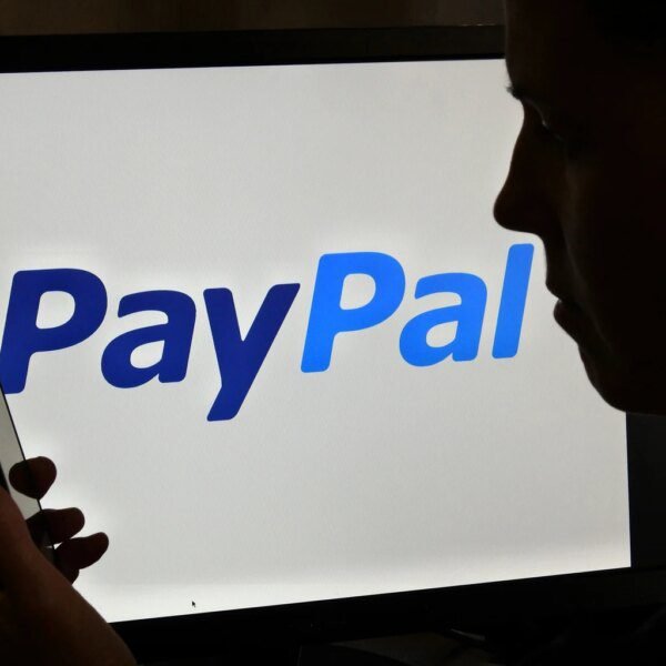 PayPal: The Great Algorithmic Mistake And The Valuation Paradox With A P/E…