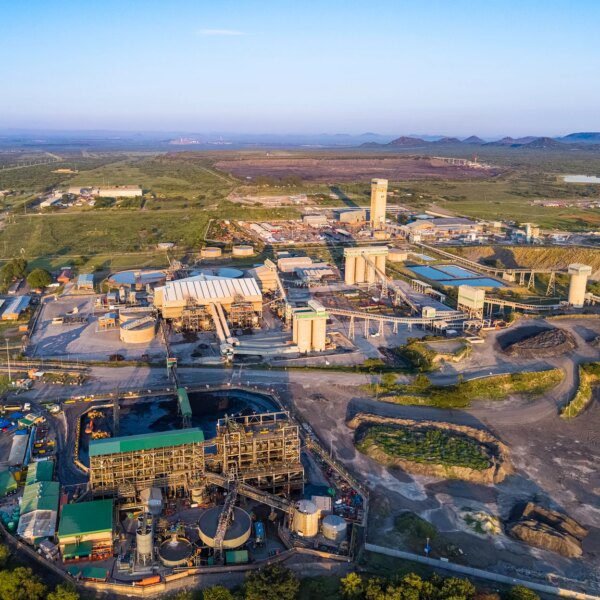 Sibanye Stillwater: Lesser Known PGM Play With A Turnaround Arc (NYSE:SBSW)