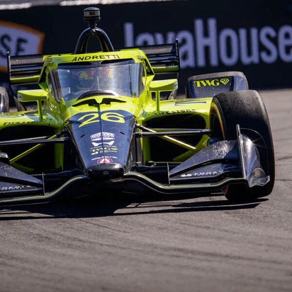 IndyAutomotive driver plows into the wall throughout qualifying