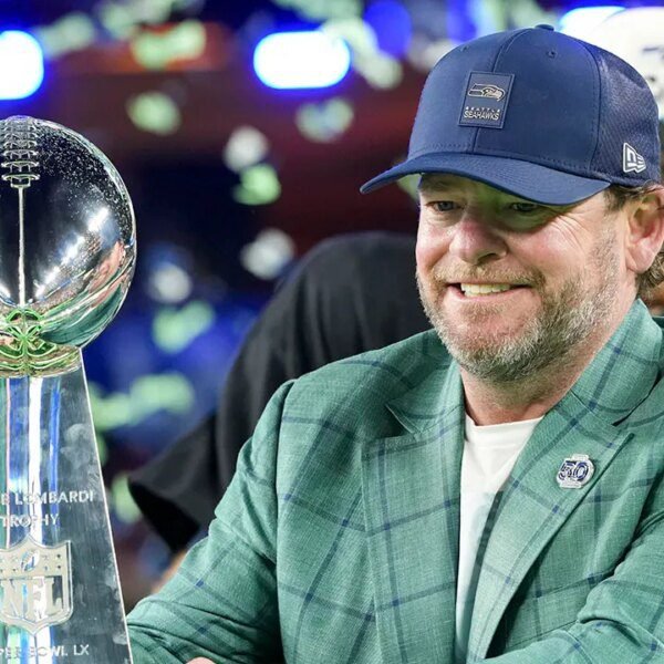 Seahawks GM warns new state revenue tax may influence free company signings