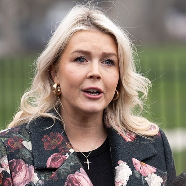 Karoline Leavitt blasts New York Times over White House ballroom protection