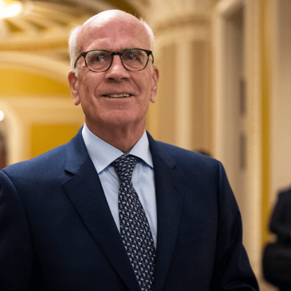 Dem Sen Peter Welch praises Trump’s Markwayne Mullin DHS choose