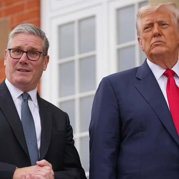 Trump slams British PM over potential plane service deployment to Middle East