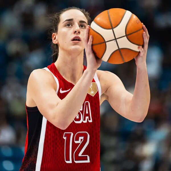 Caitlin Clark returns to high of basketball world