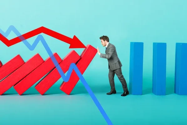 Traders Bet Against XRP, Yet Accumulation Persists – Details