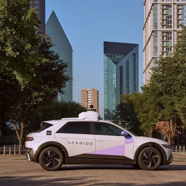 A self-driving automotive in Texas hit and killed a mom duck, sparking…