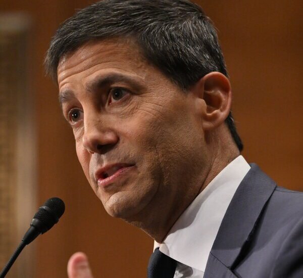 Kevin Warsh, Trump’s Fed Chair Pick, Faces Skepticism Over Claim of Independence