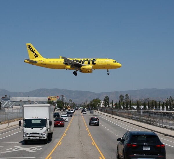 Trump Administration Nears Loan Deal to Rescue Spirit Airlines