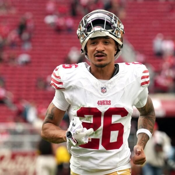 Reports: Bucs including CBs Chase Lucas, Kemon Hall