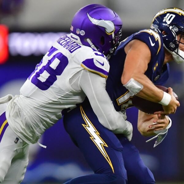 Jonathan Greenard, dealt from Vikings to Eagles, will get $100M extension