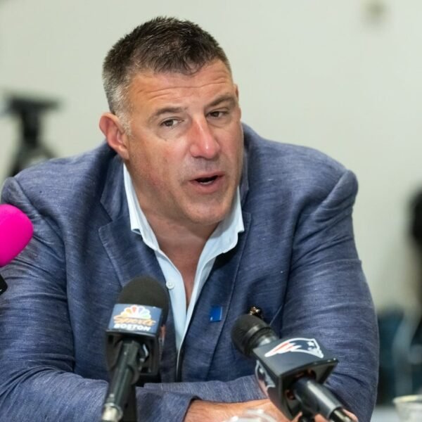 NFL not reviewing Mike Vrabel-Diana Russini state of affairs