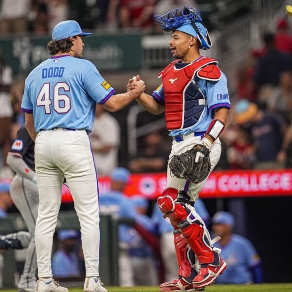 Braves choice LHP Dylan Dodd after three-inning save