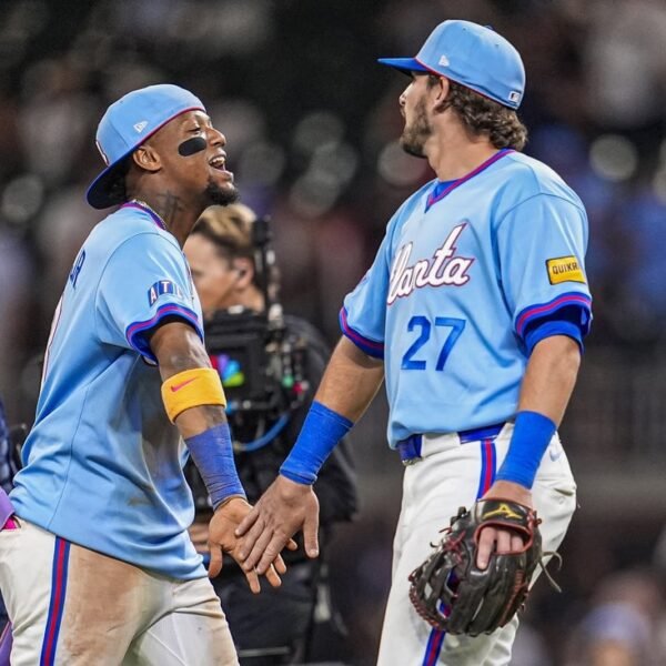 MLB roundup: Braves pound out 19 hits in 13-1 thrashing of Guardians