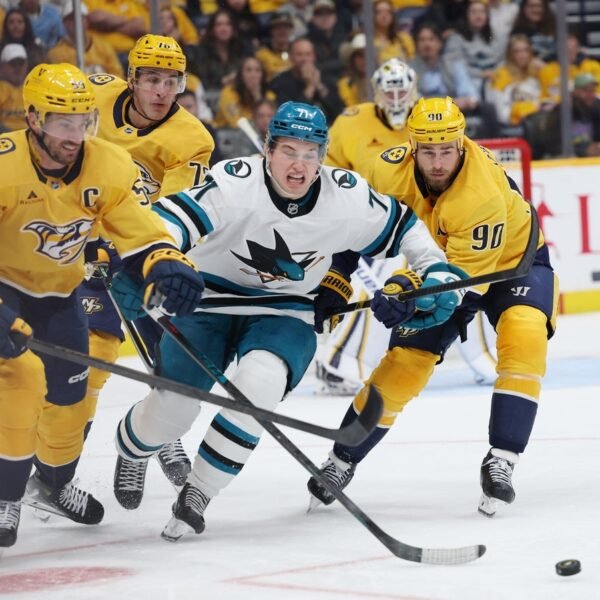 Sharks outlast Predators in Western Conference matchup