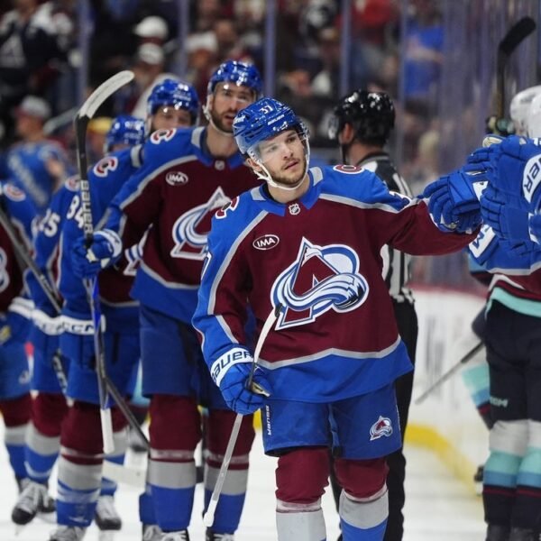 Avalanche clean Kraken, set franchise report for factors