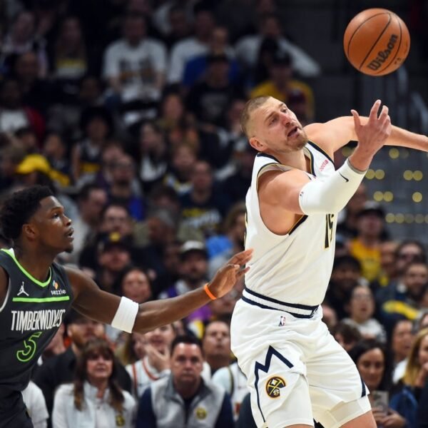 Nikola Jokic posts triple-double as Nuggets outlast Timberwolves