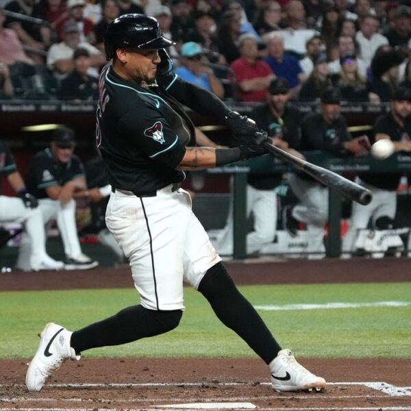 Ildemaro Vargas blasts 2 homers as Diamondbacks defeat White Sox