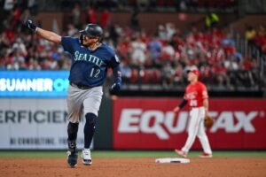 Josh Naylor, Mariners raring to race previous Cardinals once more