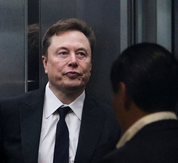 Elon Musk’s A.I. Claims of Danger Face Limits in OpenAI Trial