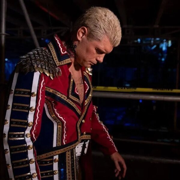 4 WWE champions who have to lose their titles ASAP