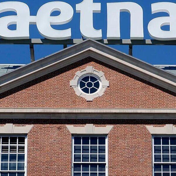 Man carrying AR-style gun arrested close to Aetna headquarters, police say