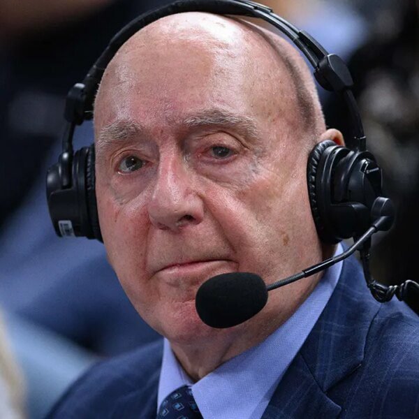 Dick Vitale identified with melanoma for fifth time, begins immunotherapy