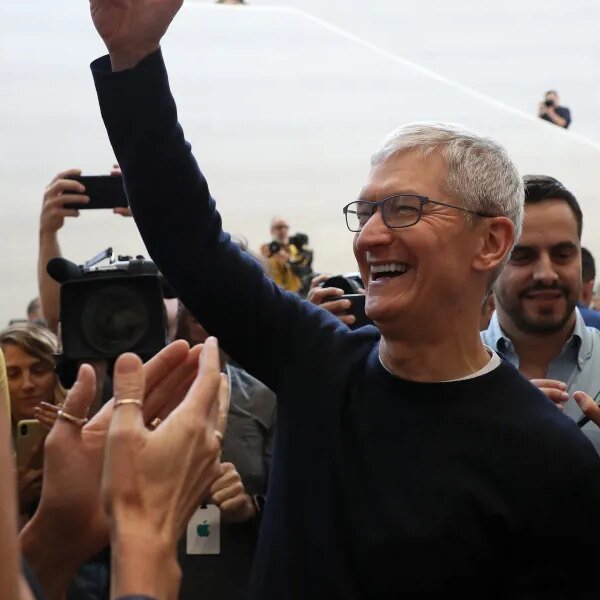 Apple’s management evolves forward of a post-Tim Cook period