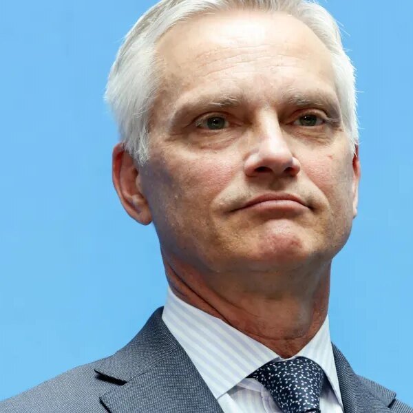 American Airlines CEO: United merger ‘anti-competitive’ and ‘a non-starter’