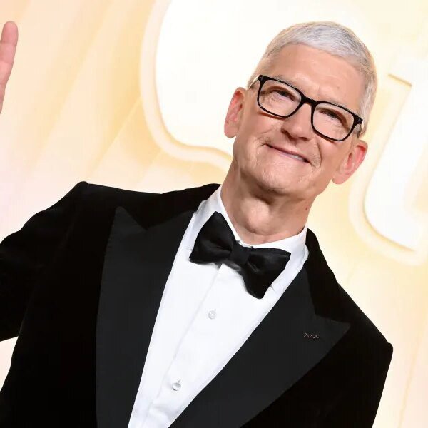 Apple CEO Tim Cook is stepping down. No one is shocked.