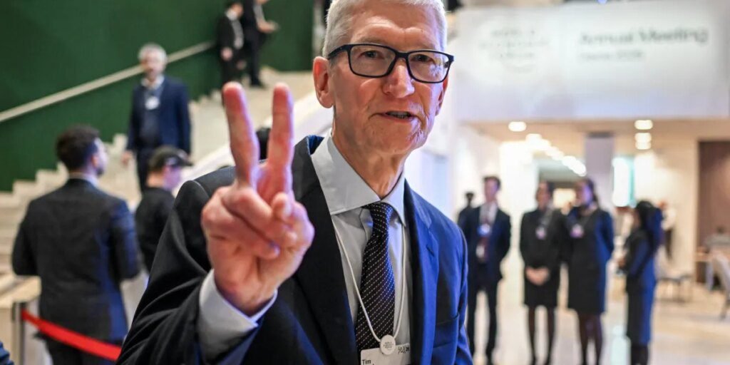Tim Cook’s exit is a part of a CEO reckoning sweeping Corporate America