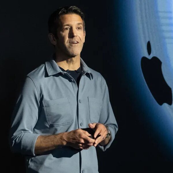 This Apple doesn’t fall removed from the tree: Tim Cook is leaving&hellip;