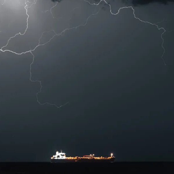 Iran says Iraqi ships are allowed to make use of Strait of…