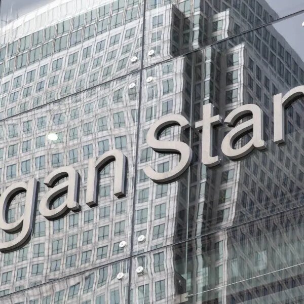 Morgan Stanley’s Bitcoin ETF started buying and selling. An analyst put it…