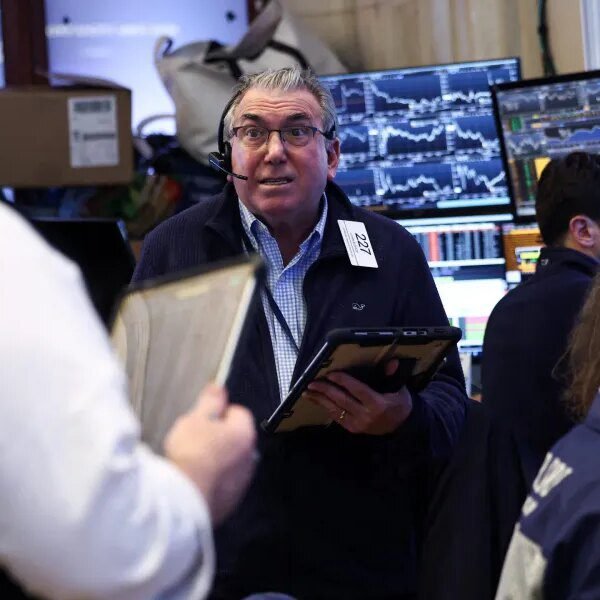 The world’s 500 richest individuals made greater than 1 / 4 trillion…