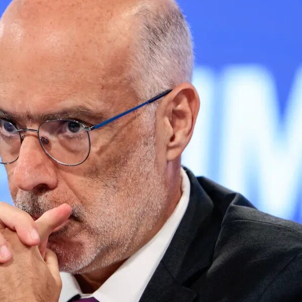 IMF says America’s $39T nationwide debt is definitely a worldwide downside —&hellip;