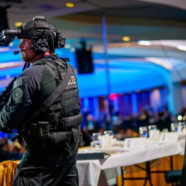 Suspect in DC dinner assault spent a number of years buying weapons