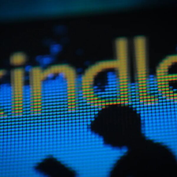 Amazon to finish help for older Kindle gadgets